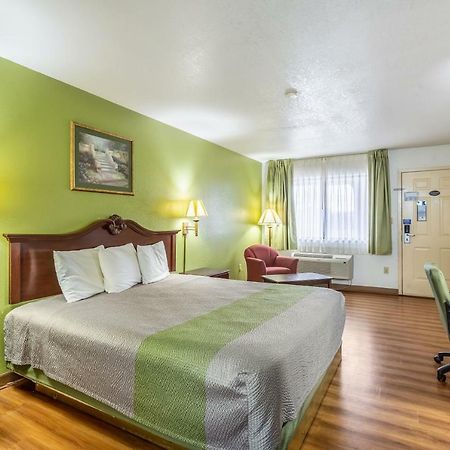 Rodeway Inn Santa Rosa Kültér fotó