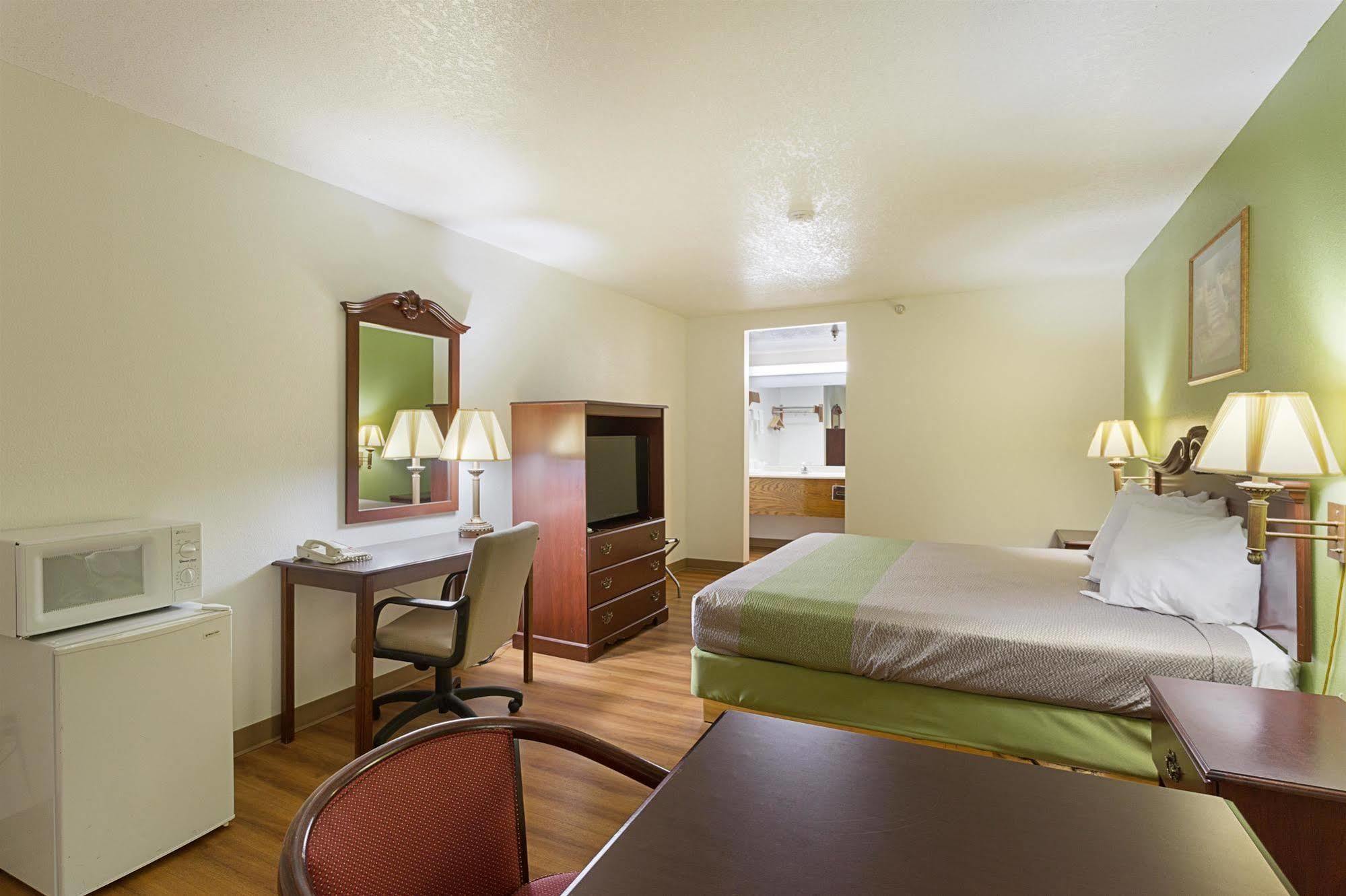 Rodeway Inn Santa Rosa Kültér fotó
