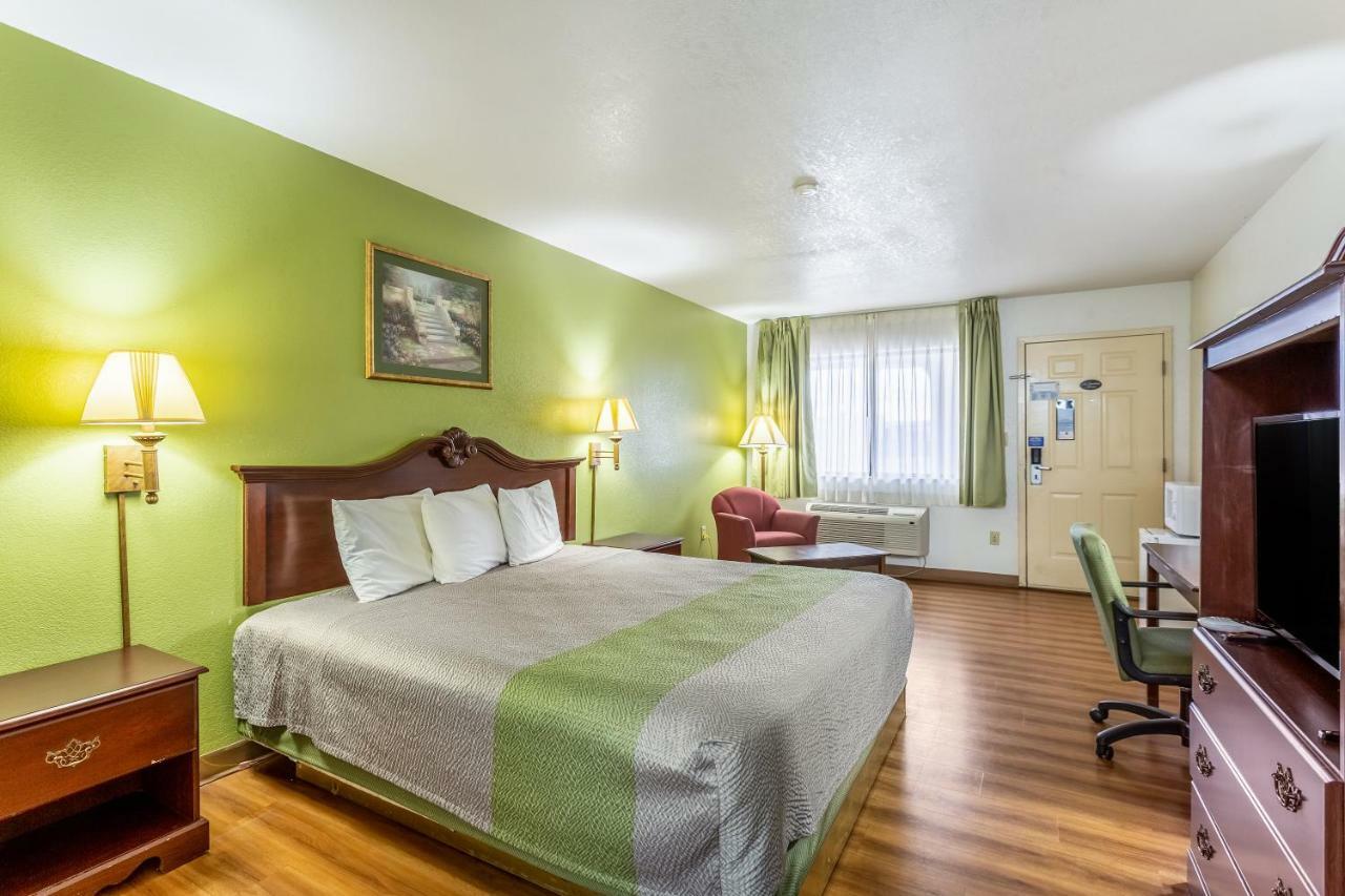 Rodeway Inn Santa Rosa Kültér fotó